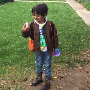 Meet your Posher, Zina